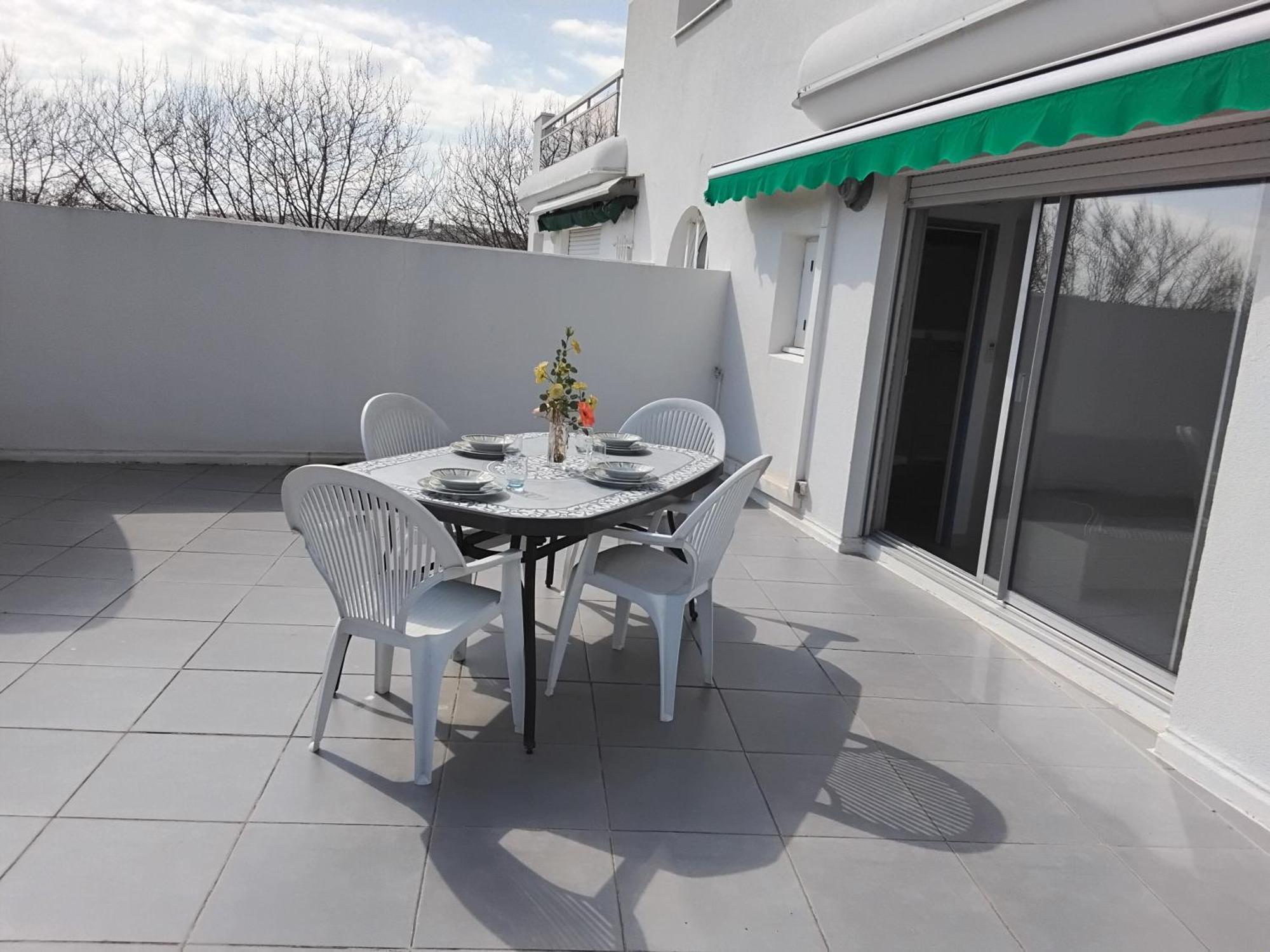 Vittoria Immobilier 10 - Reglement Sur Place -cheques Acceptes